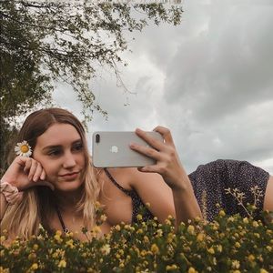 Meet your Posher, Sierra